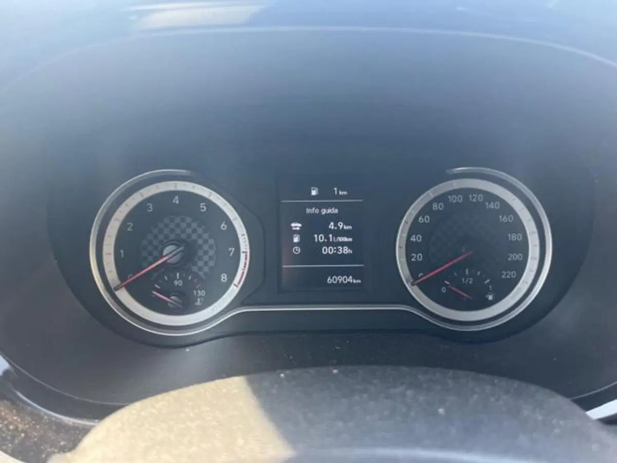 Hyundai i10 usata a Savona (13)