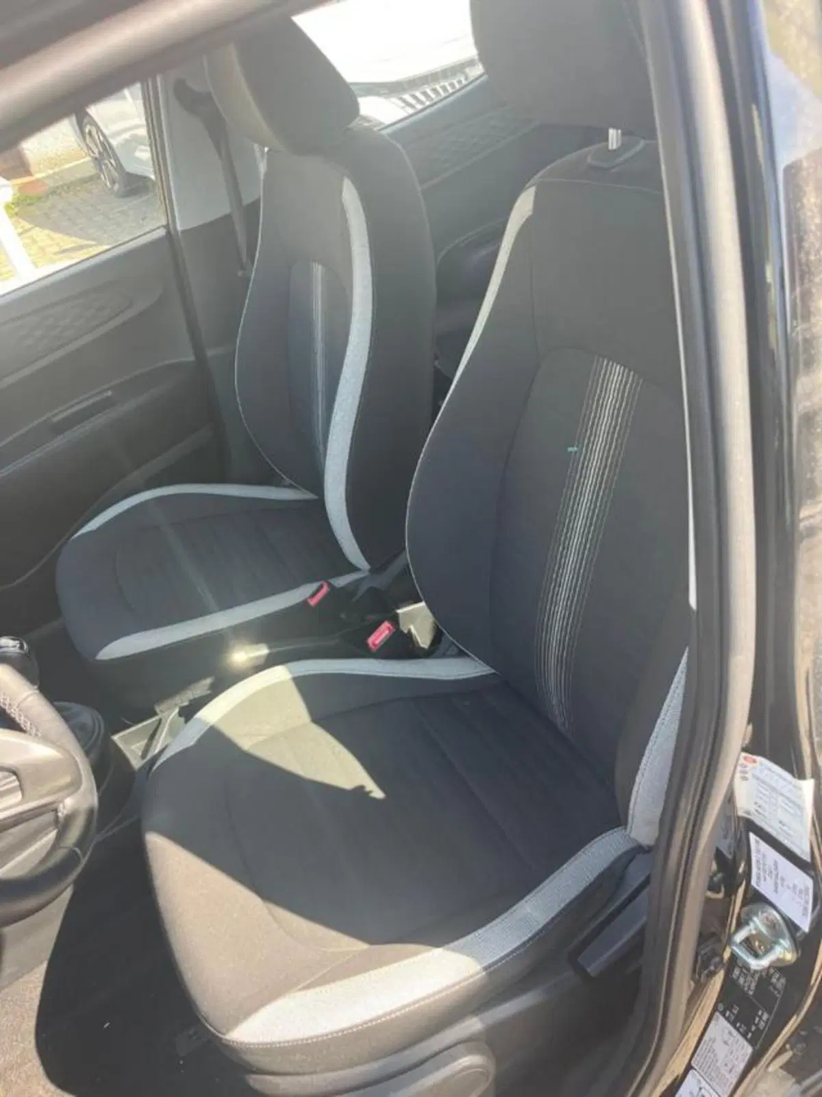 Hyundai i10 usata a Savona (9)