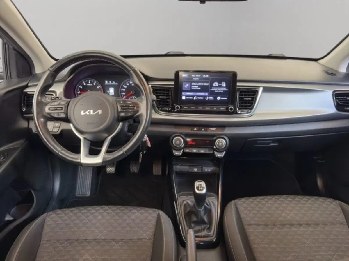 Kia Rio usata a Perugia (11)