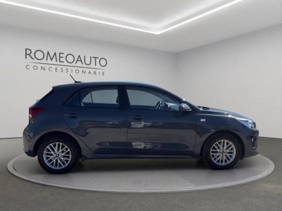 Kia Rio usata a Perugia (7)