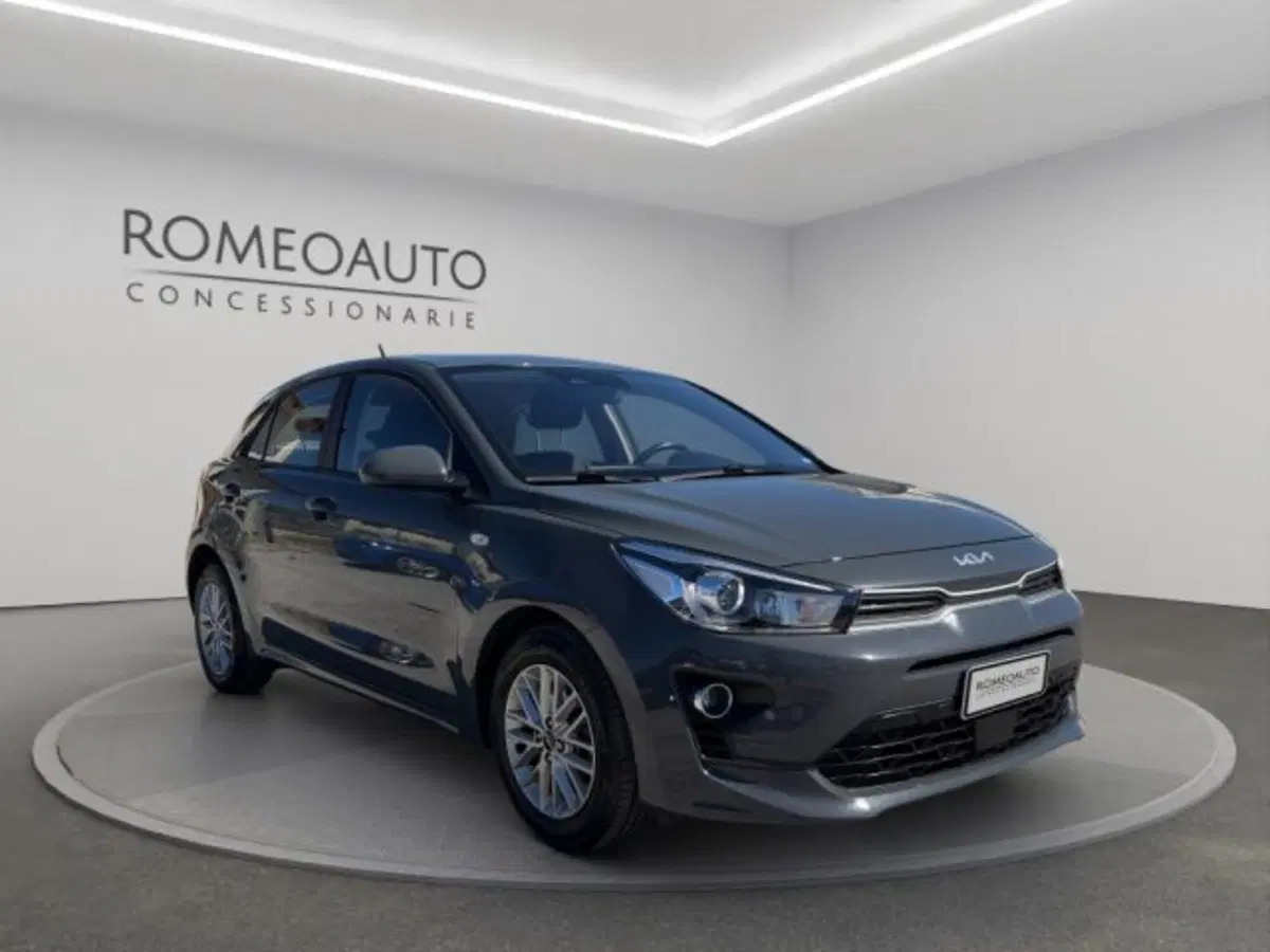 Kia Rio usata a Perugia (8)