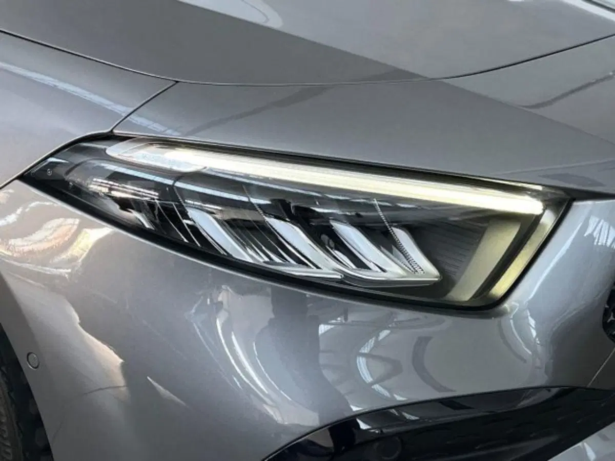 Mercedes-Benz Classe A Sedan usata a Verona (17)