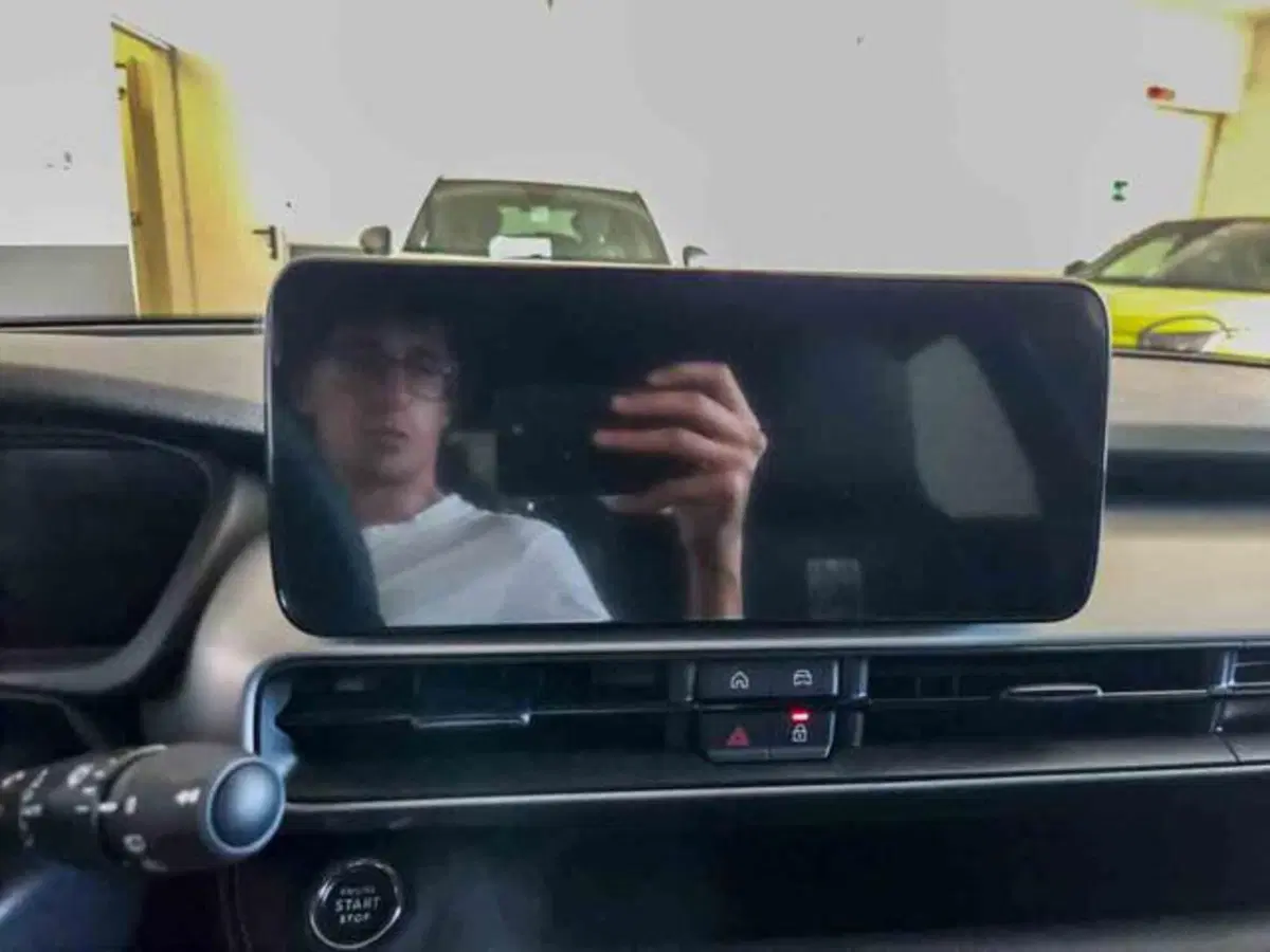 Jeep Avenger nuova a Torino (12)