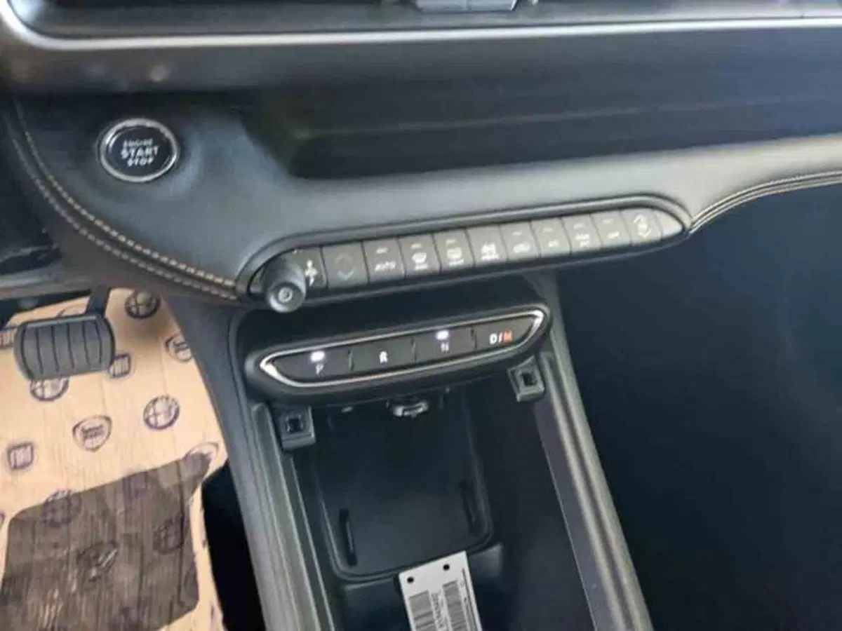 Jeep Avenger nuova a Torino (13)