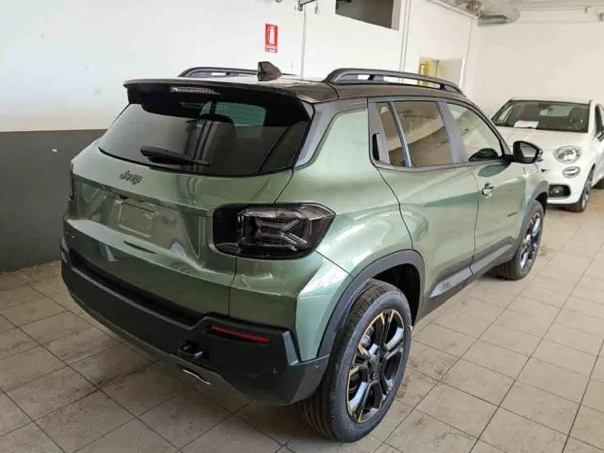 Jeep Avenger nuova a Torino (3)