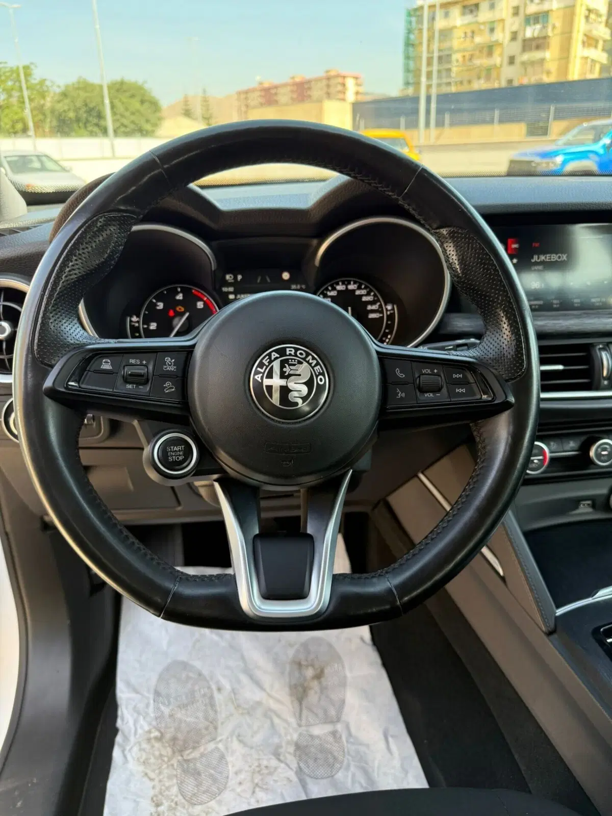 Alfa Romeo Stelvio usata a Palermo (5)