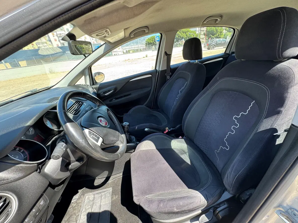 Fiat Punto usata a Palermo (5)