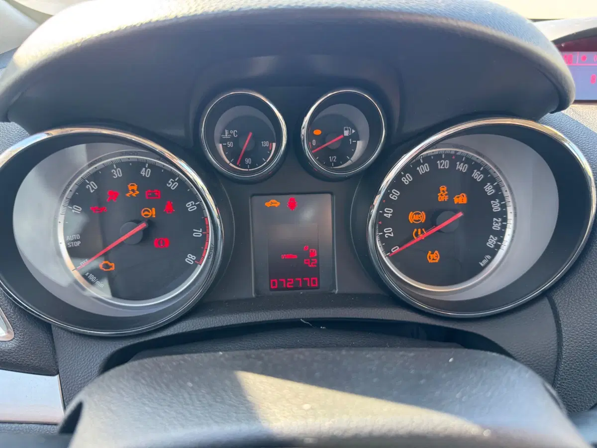 Opel Mokka usata a Palermo (6)