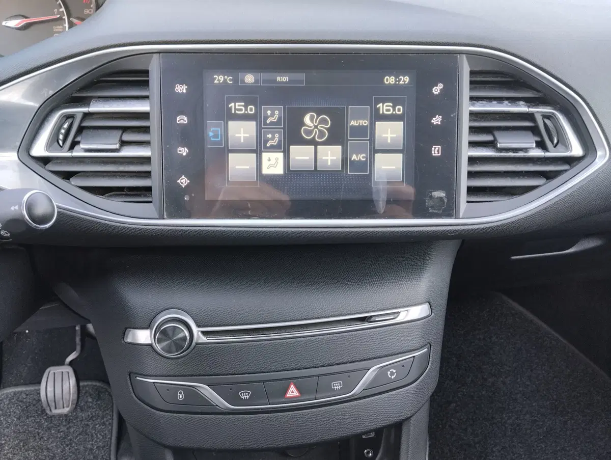 Peugeot 308 usata a Asti (14)