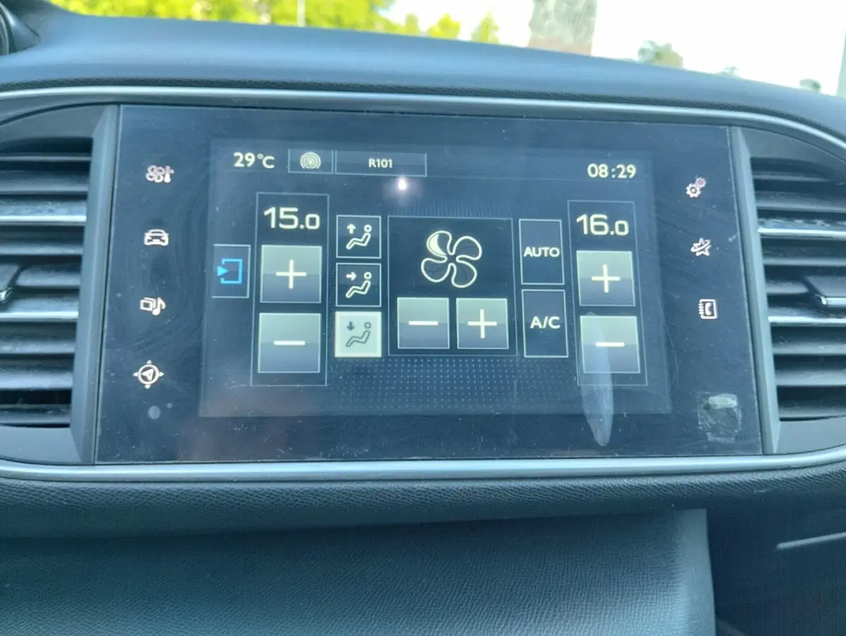 Peugeot 308 usata a Asti (15)