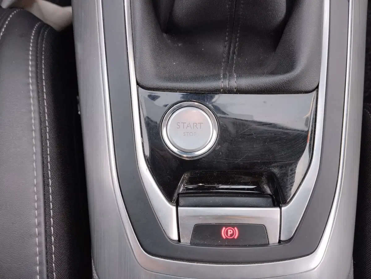 Peugeot 308 usata a Asti (20)