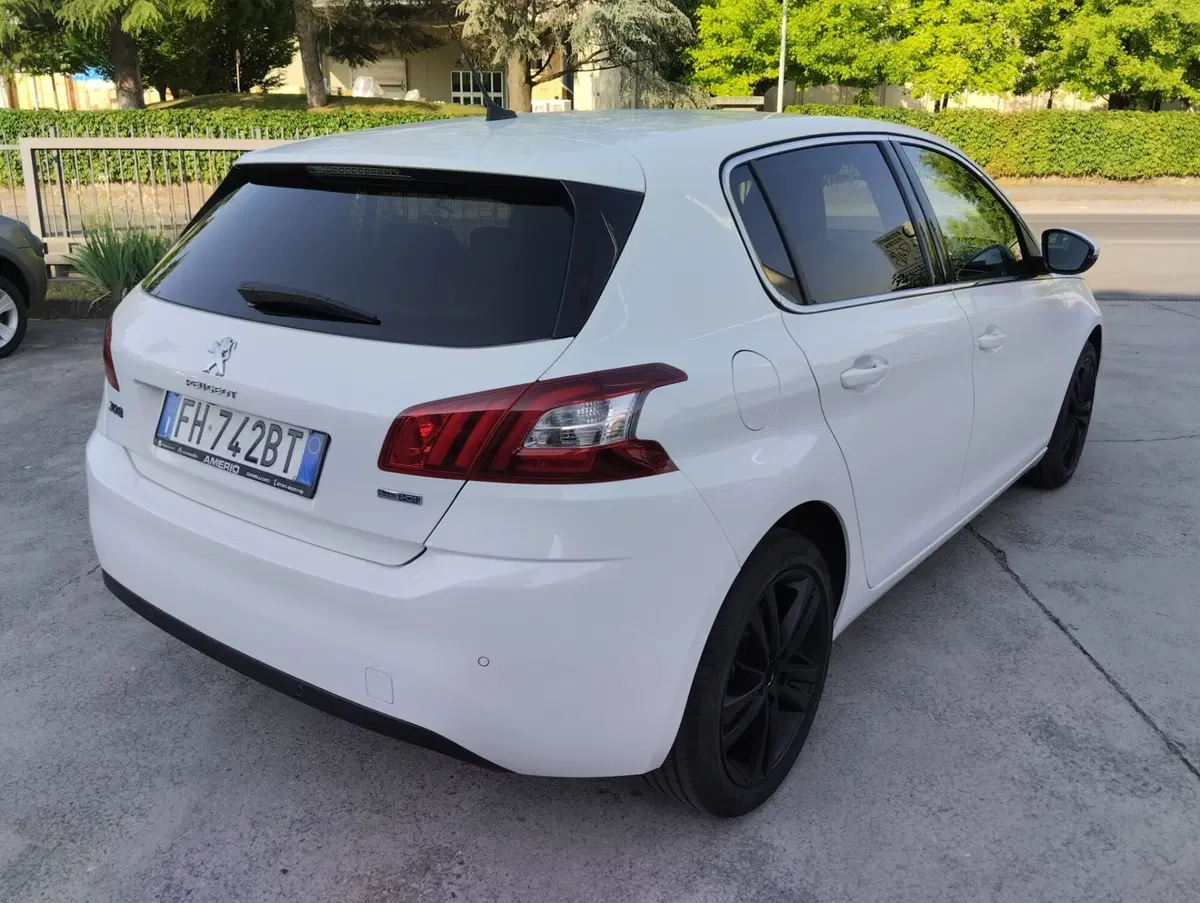 Peugeot 308 usata a Asti (4)
