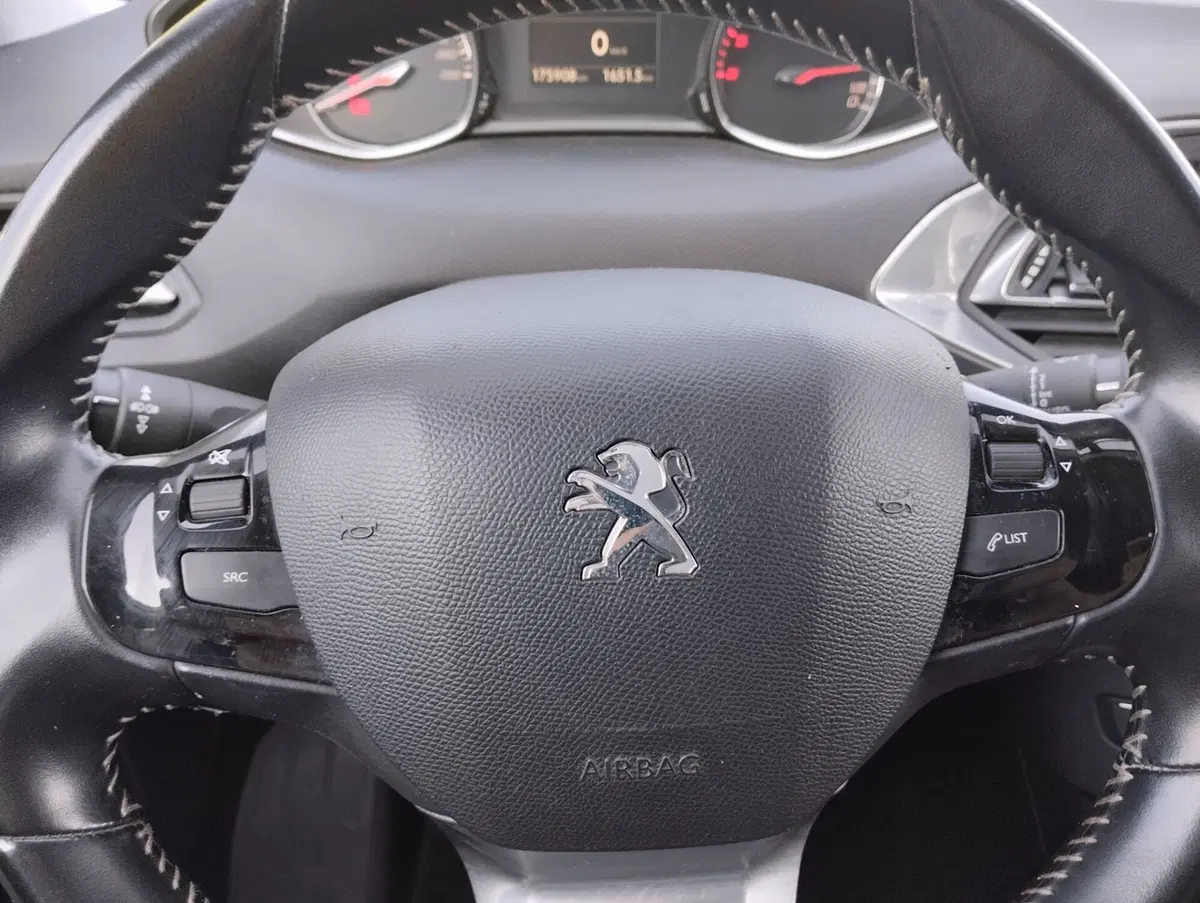 Peugeot 308 usata a Asti (9)