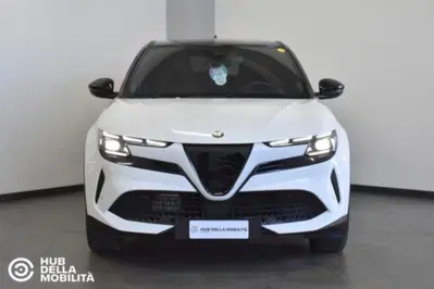 Alfa Romeo Junior elettrica Speciale 156cv del 2025 usata a Foligno