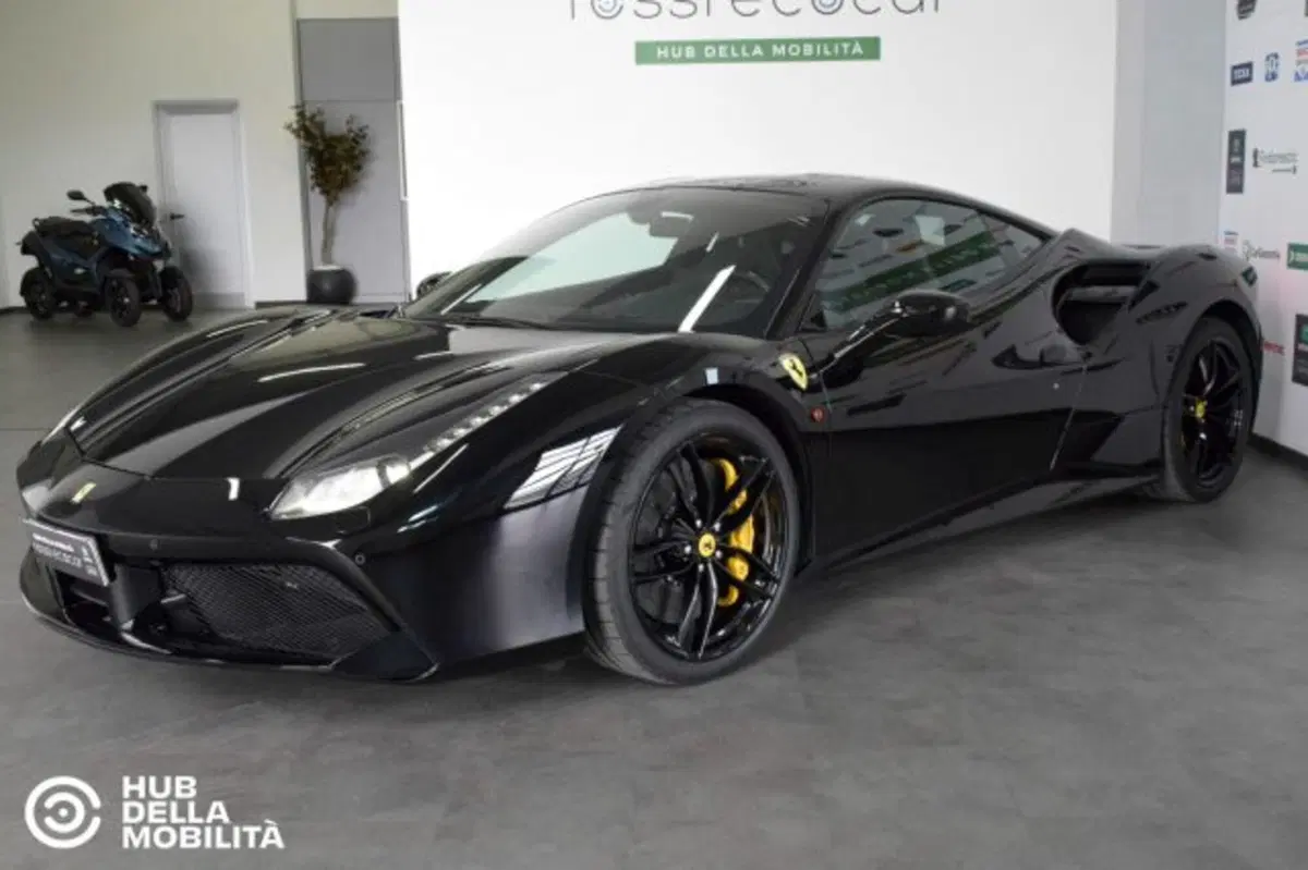 Ferrari 488 Coupé usata a Perugia (3)