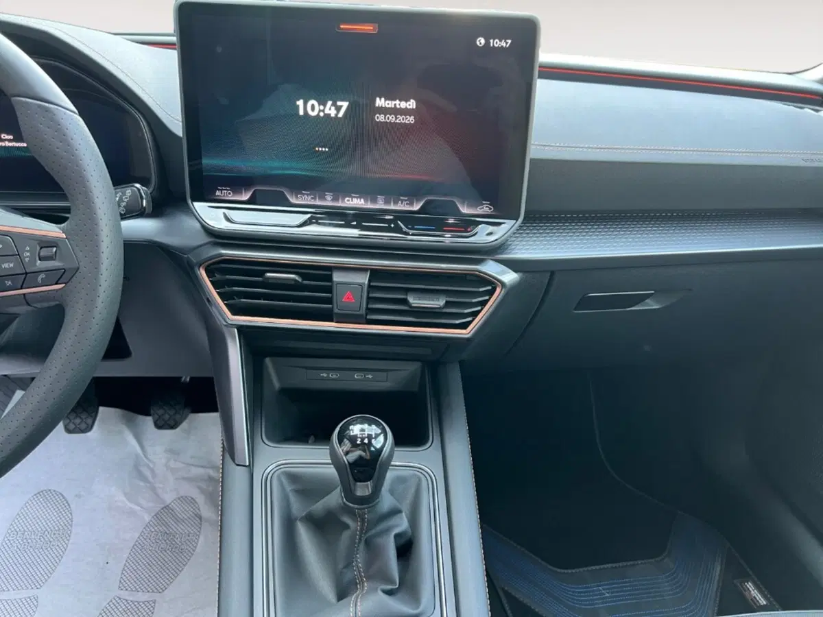 Cupra Leon nuova a Verona (7)