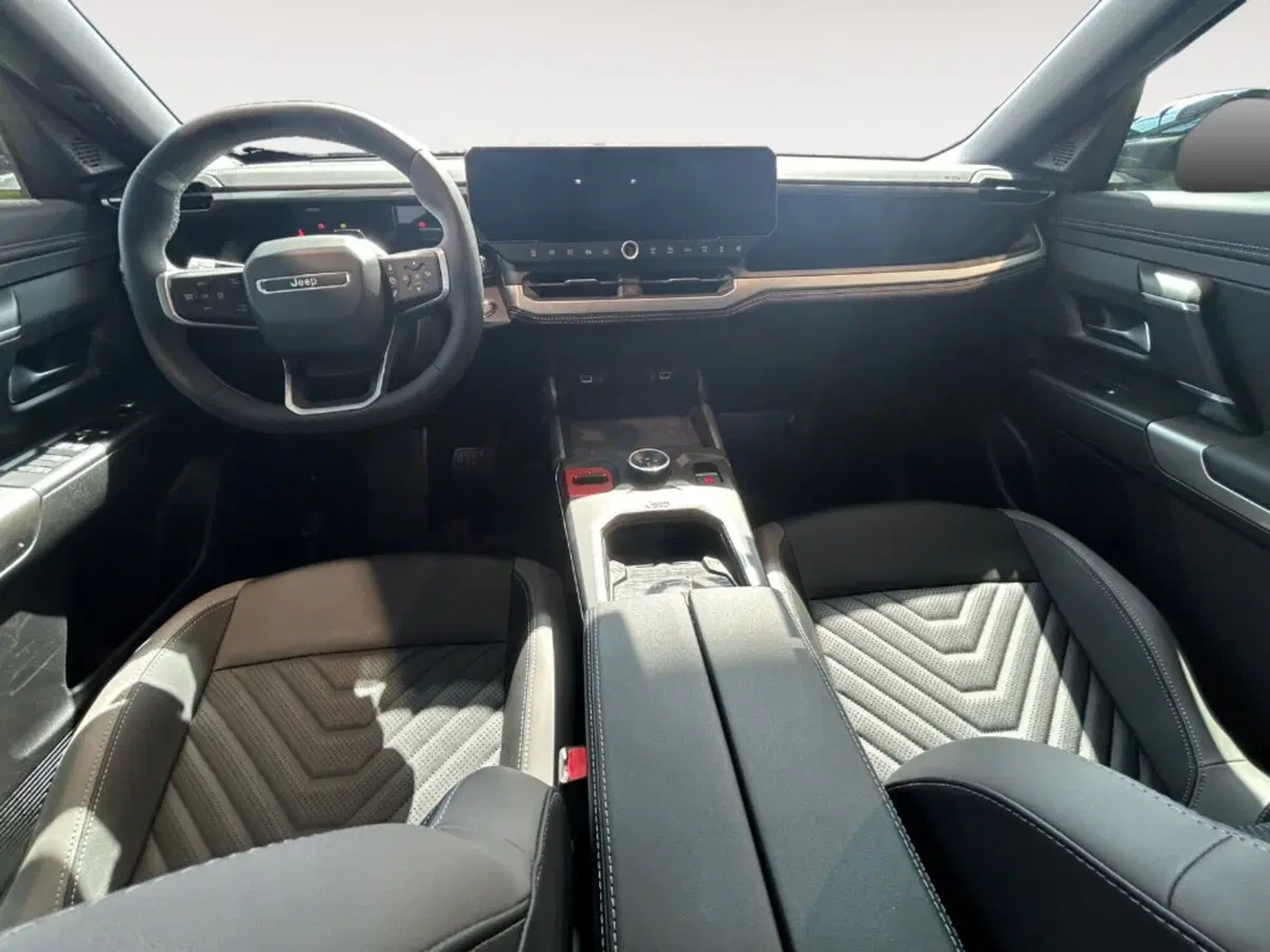 Jeep Compass nuova a Verona (9)