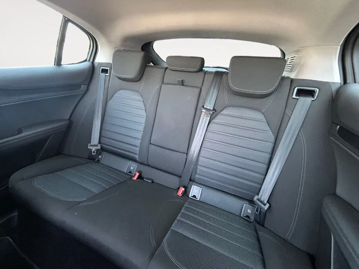 Alfa Romeo Stelvio usata a Verona (14)