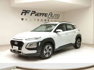 Hyundai Kona HEV 1.6 DCT XTech del 2021 usata a Teramo