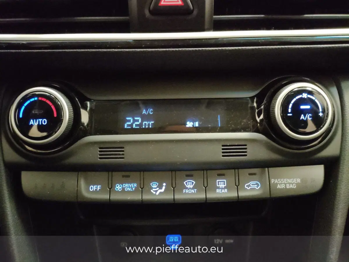 Hyundai Kona usata a Teramo (20)