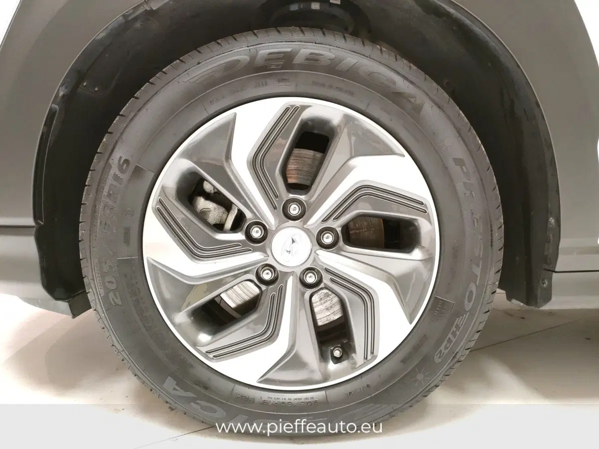 Hyundai Kona usata a Teramo (7)