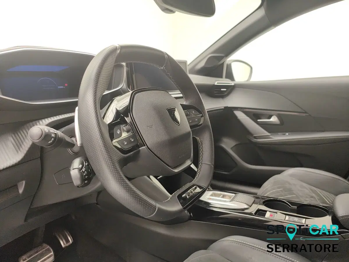 Peugeot 208 usata a Como (9)