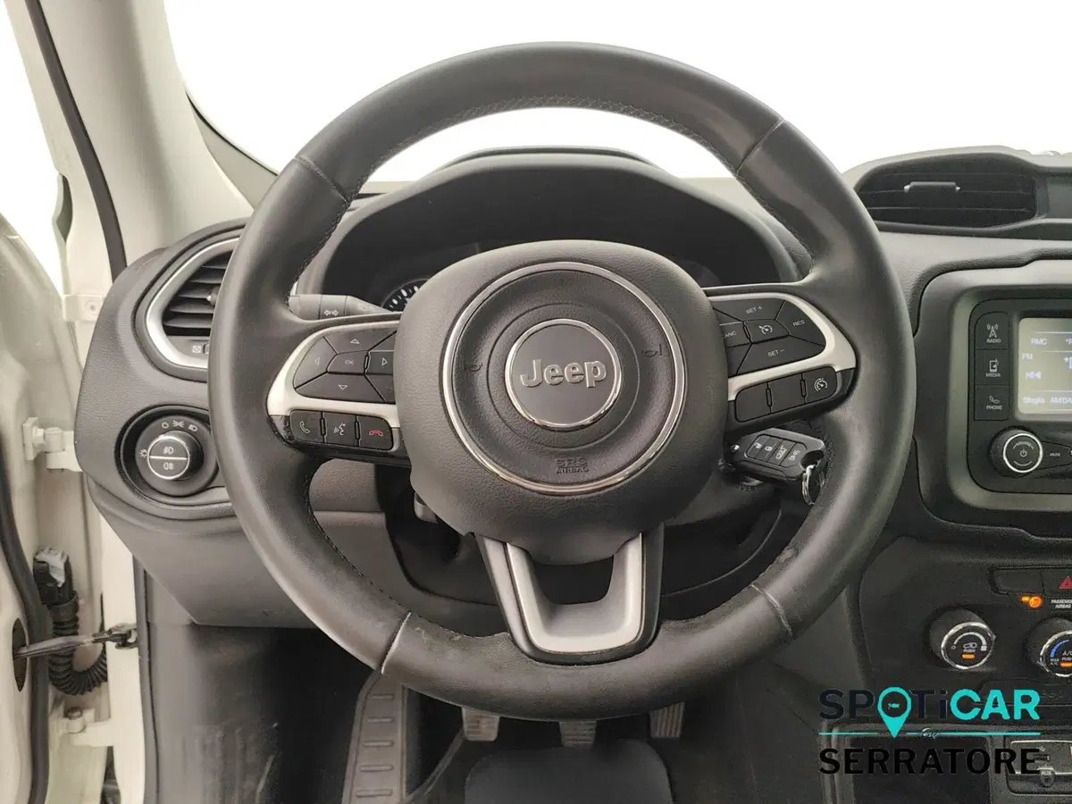 Jeep Renegade usata a Como (17)