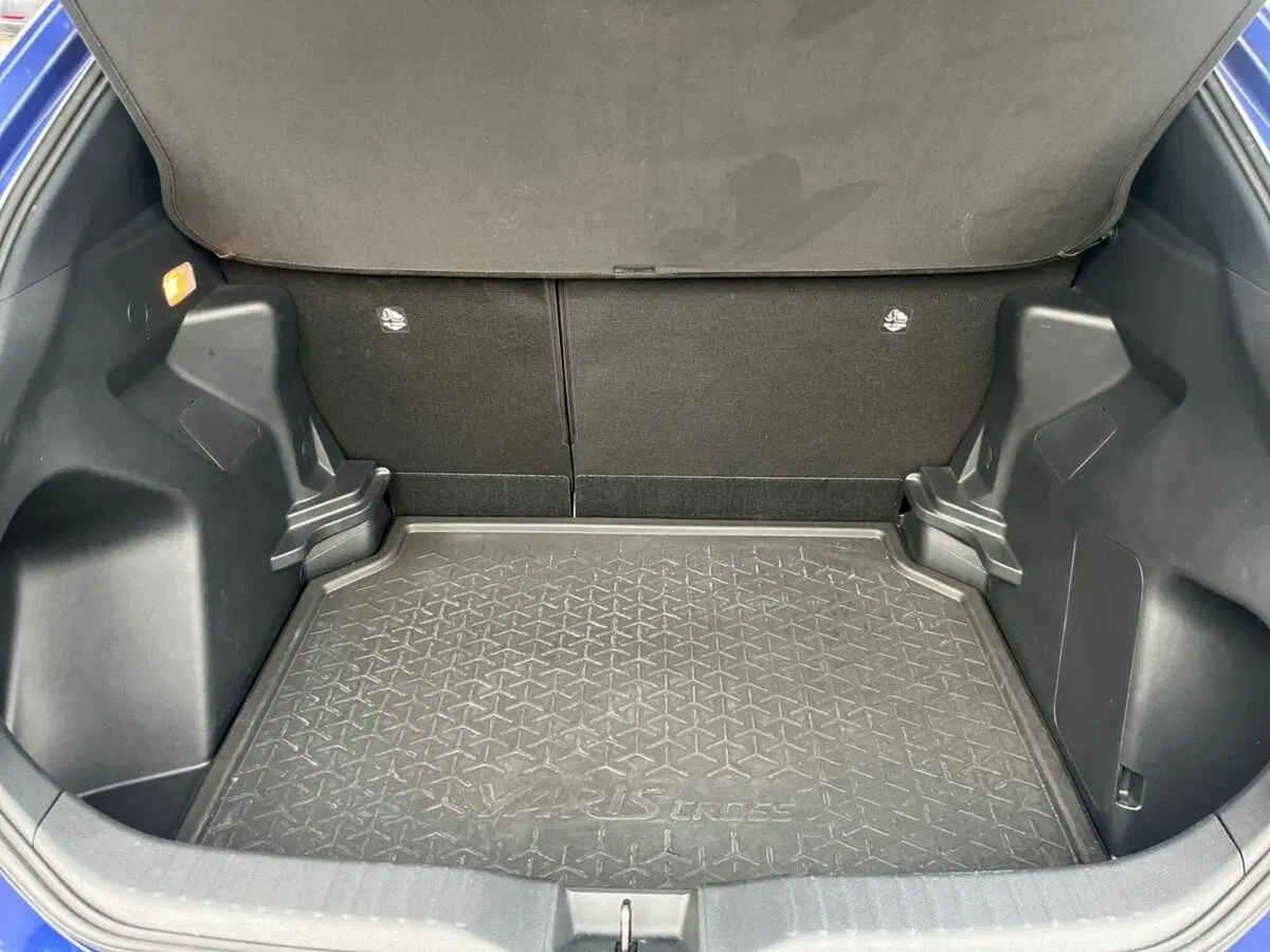 Toyota Yaris Cross usata a Sondrio (13)