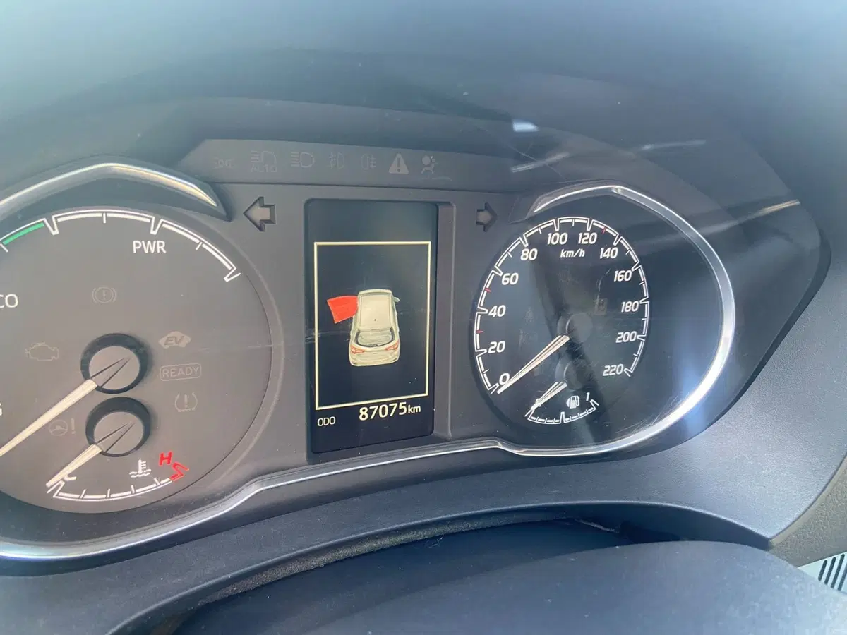 Toyota Yaris usata a Piacenza (6)