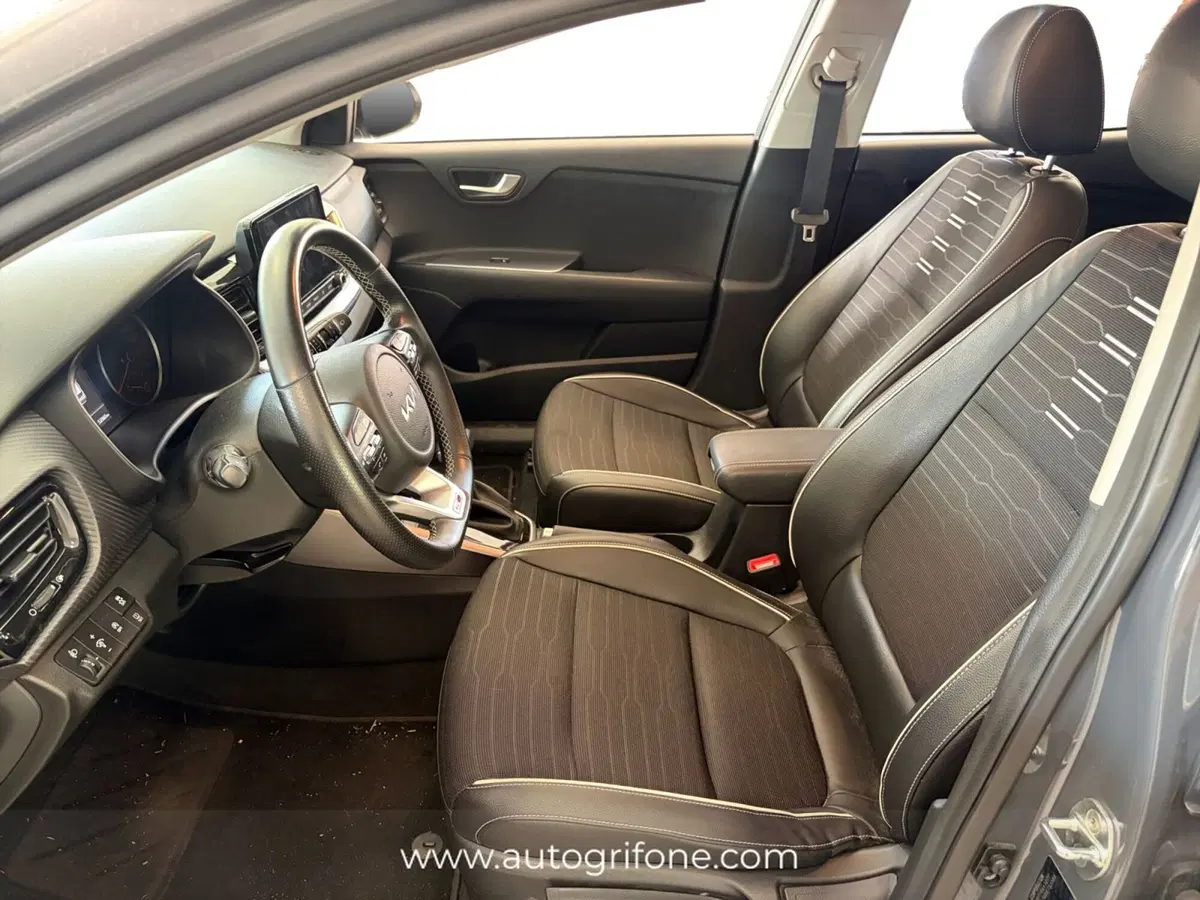 Kia Stonic usata a Modena (9)