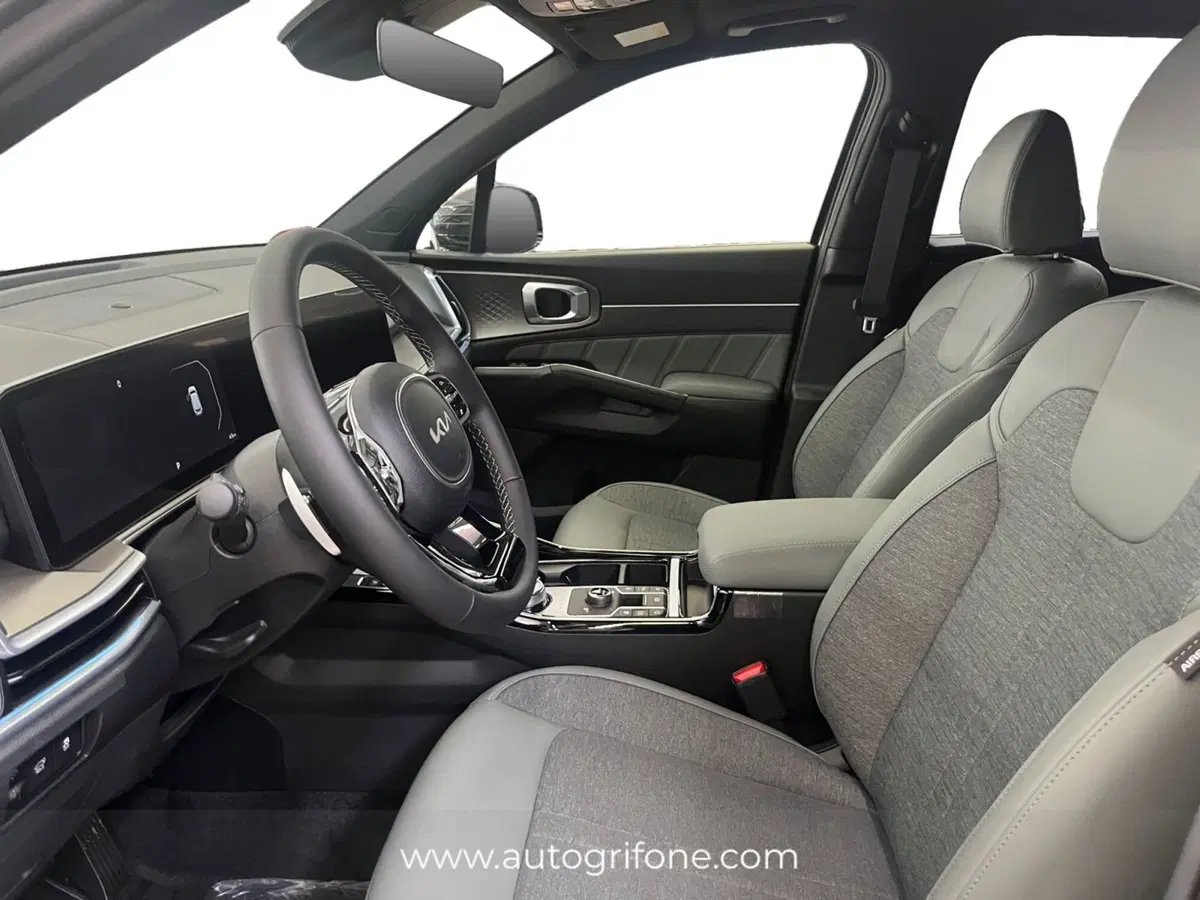 Kia Sorento nuova a Modena (9)