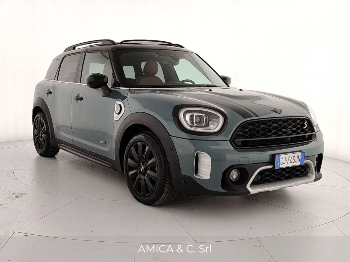 MINI Mini Countryman usata a Caserta