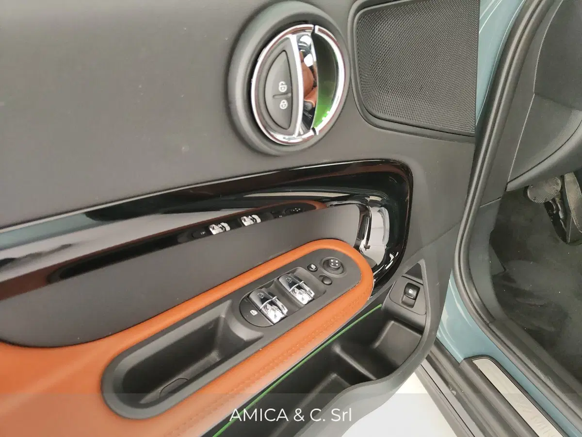 MINI Mini Countryman usata a Caserta (15)