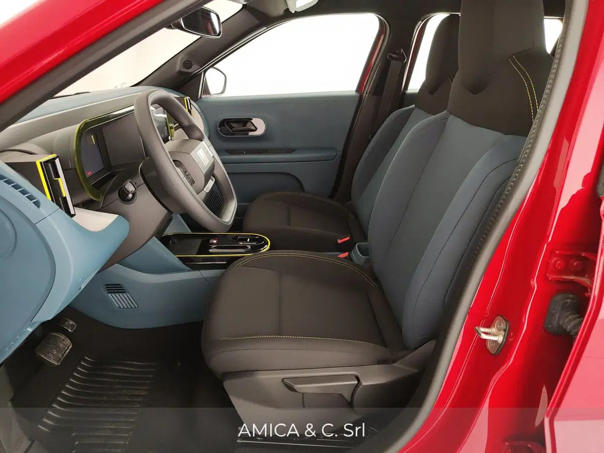 Fiat Grande Panda nuova a Caserta (15)