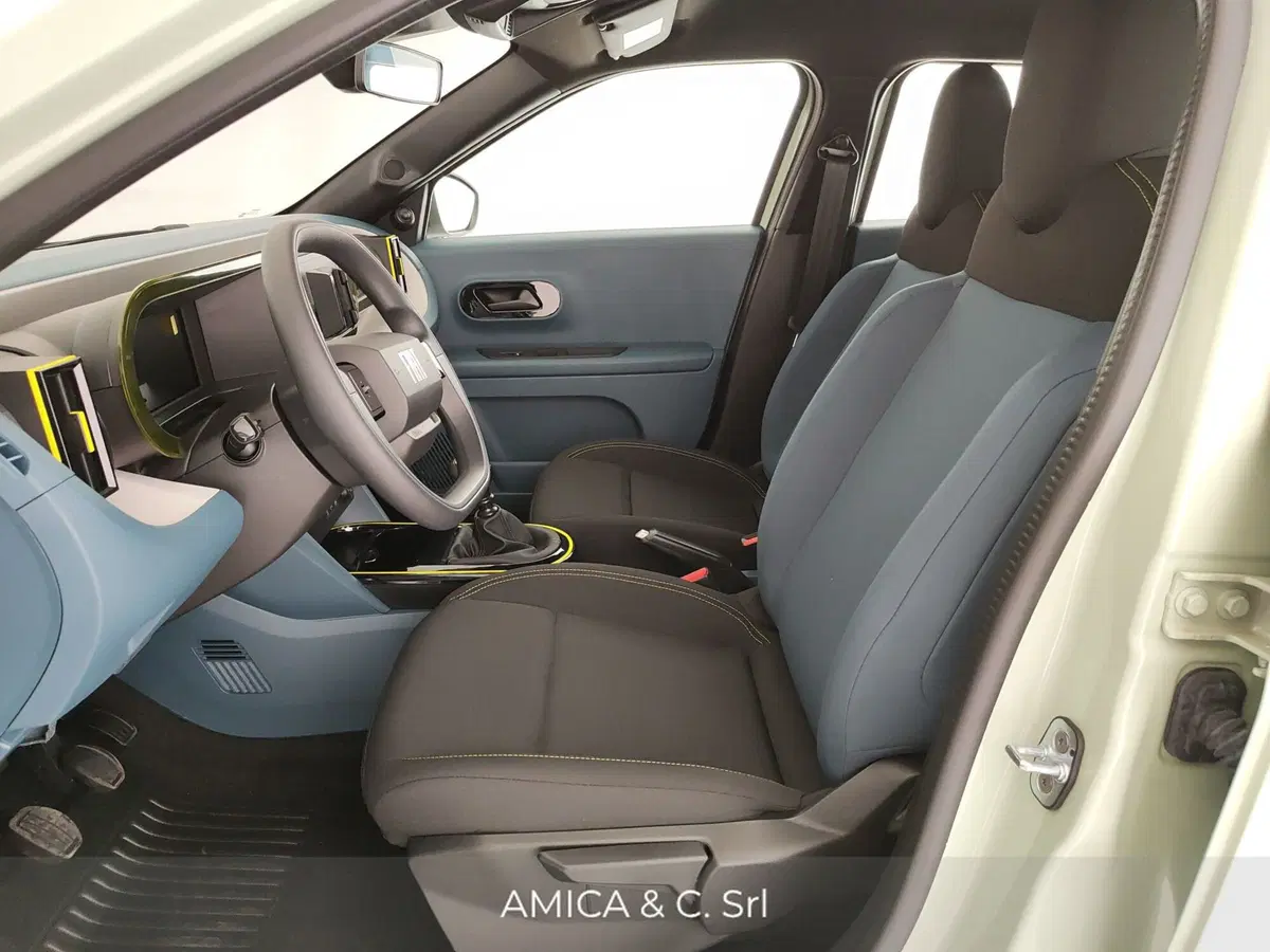 Fiat Grande Panda nuova a Caserta (15)