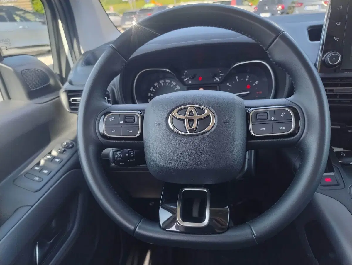 Toyota Proace City Verso usata a Belluno (13)