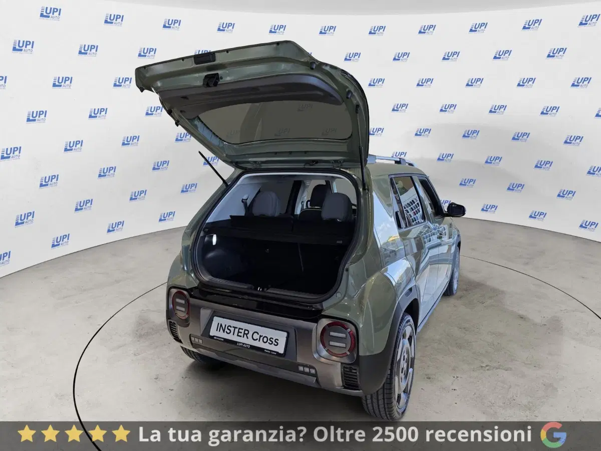 Hyundai Inster nuova a Pistoia (6)