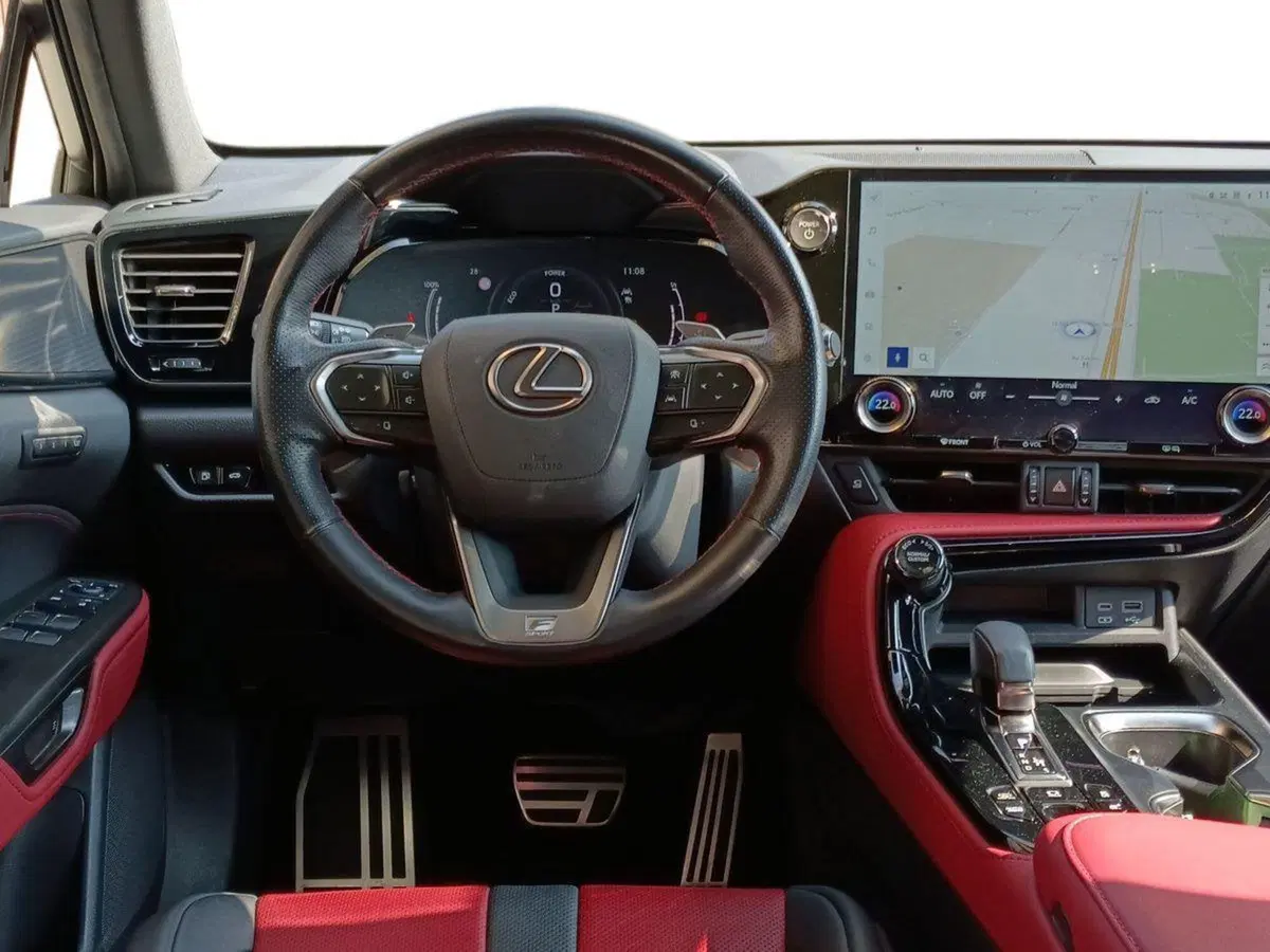 Lexus NX usata a Milano (8)