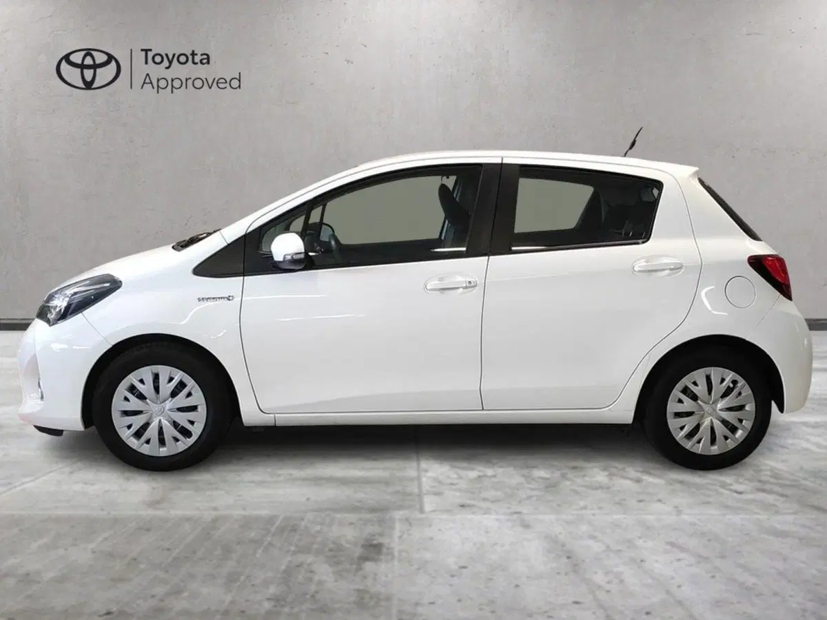 Toyota Yaris usata a Milano (4)