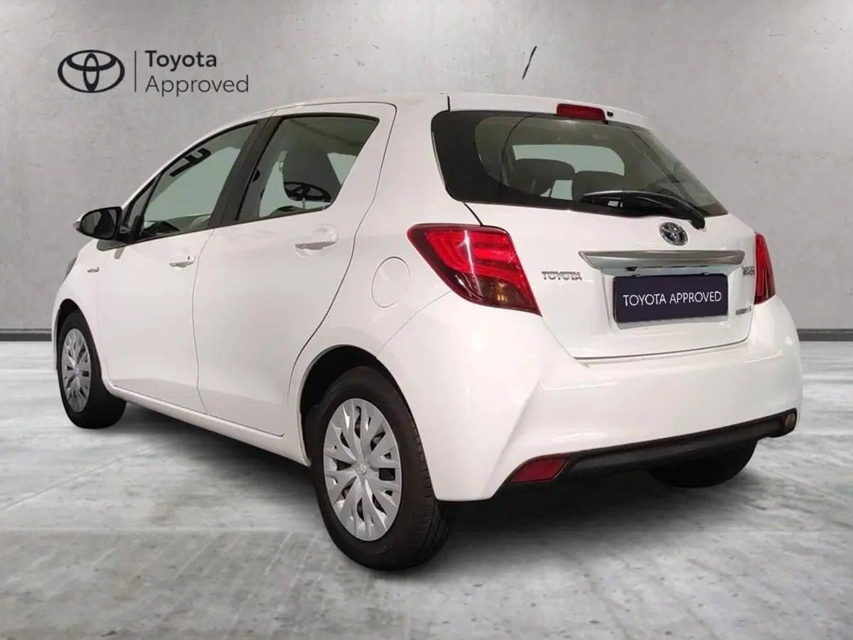 Toyota Yaris usata a Milano (6)