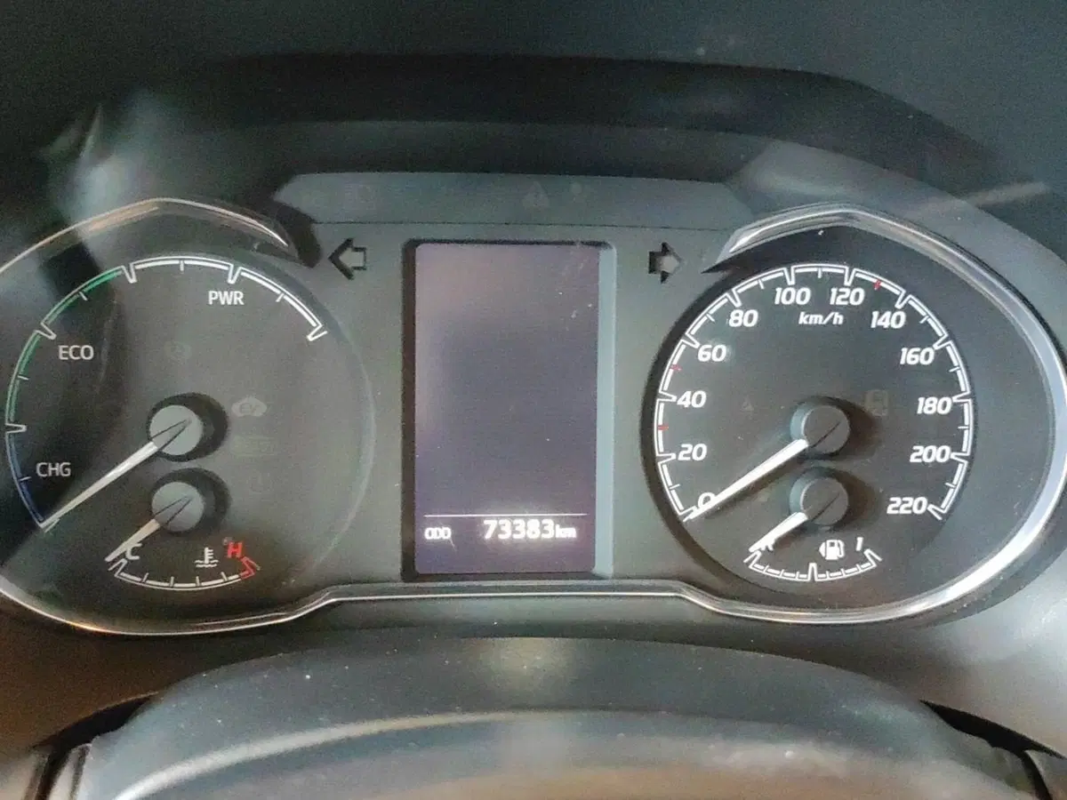 Toyota Yaris usata a Milano (10)