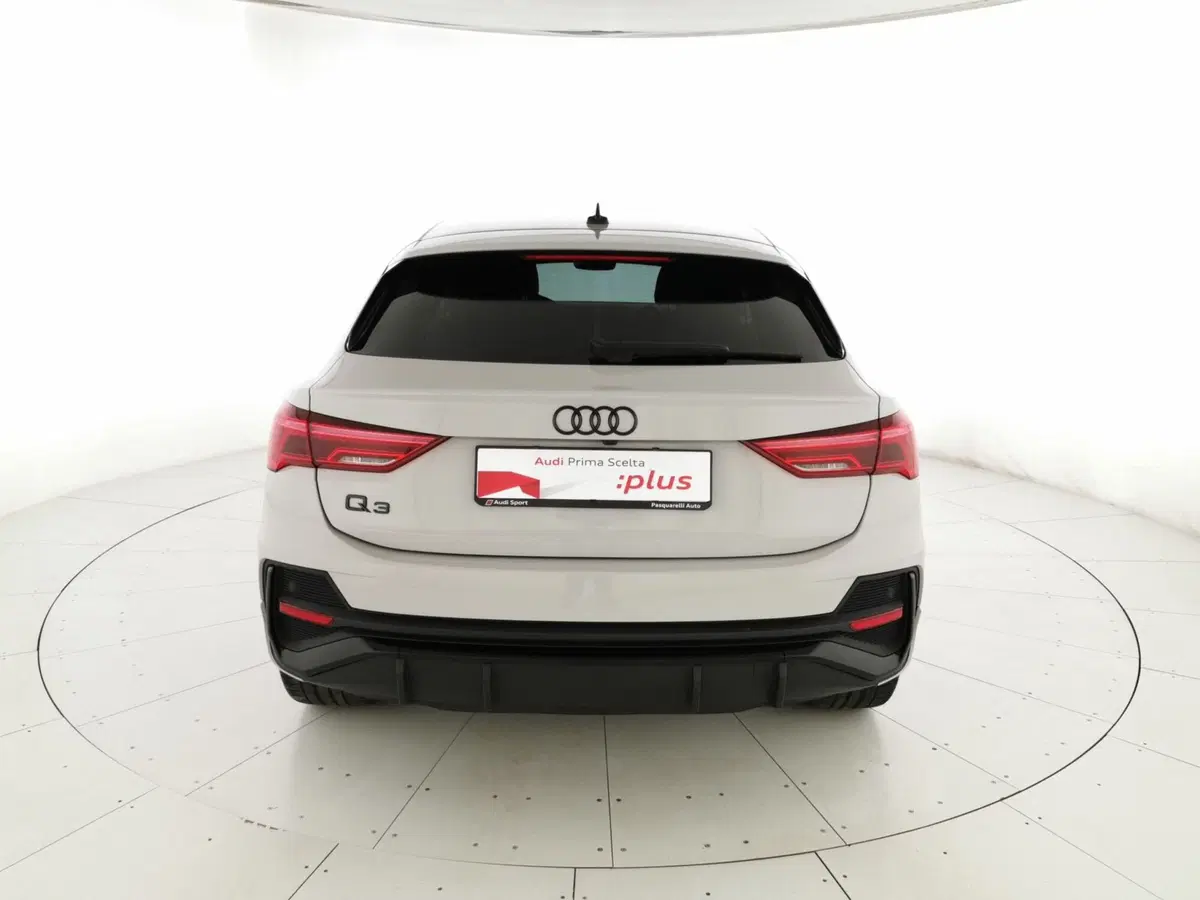 Audi Q3 Sportback usata a Chieti (9)