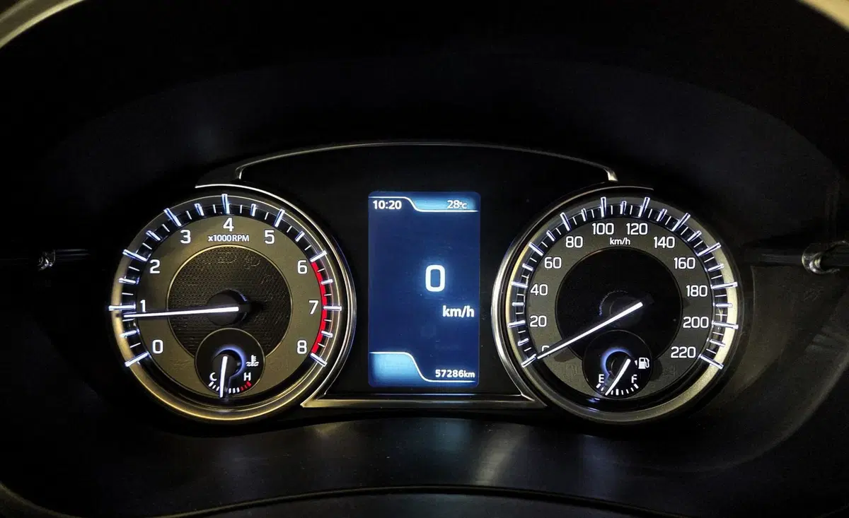 Suzuki S-Cross usata a Pavia (15)