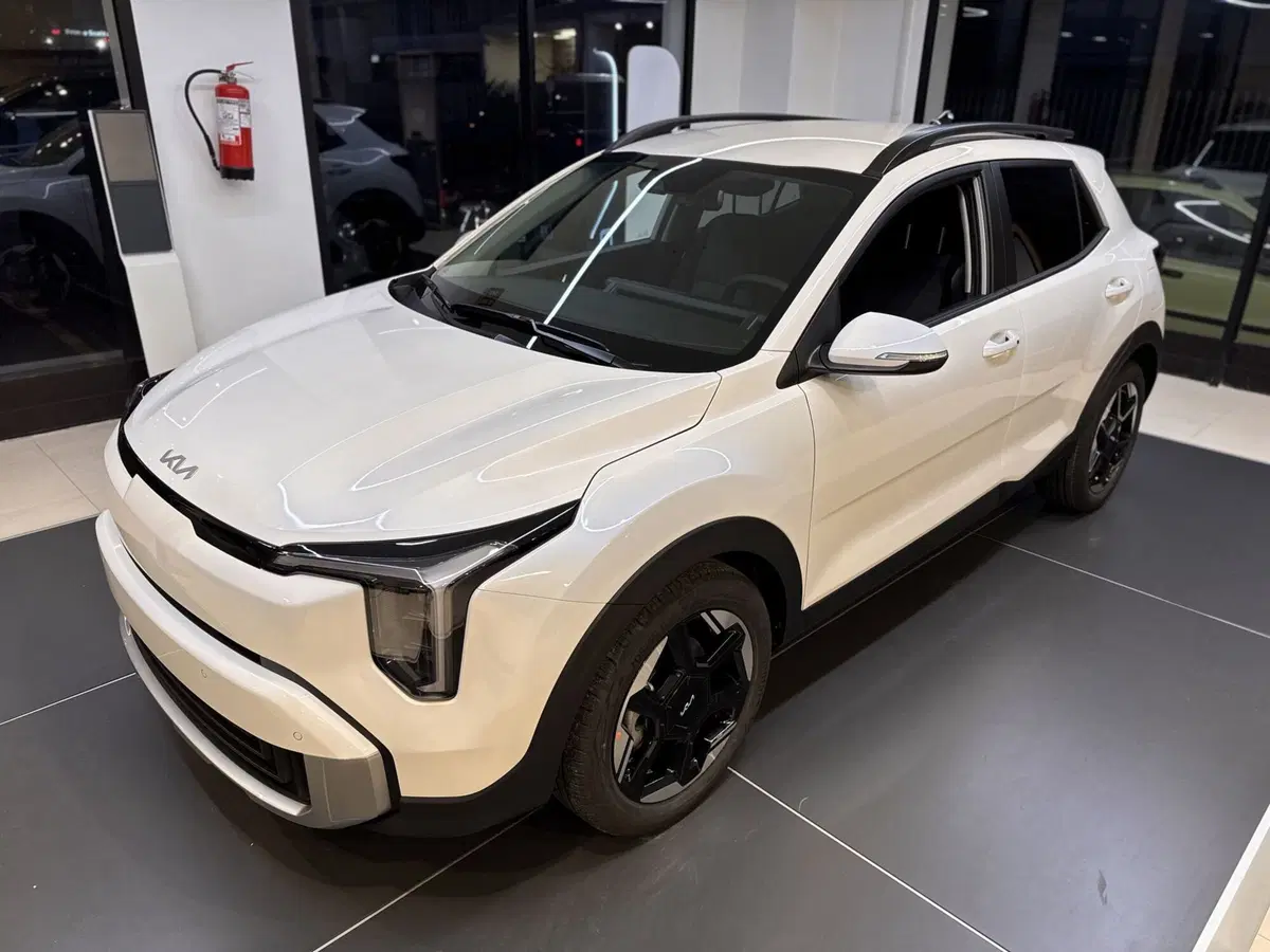 Kia Stonic nuova a La Spezia (3)