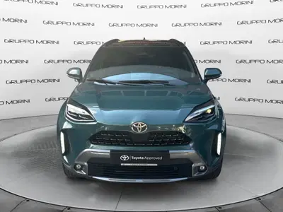 Toyota Yaris Cross Lounge awd-i 130cv e-cvt del 2025 usata a San Giorgio e Bigarello