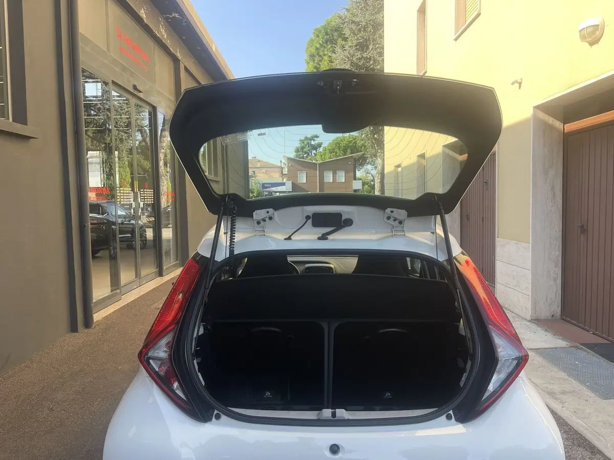 Toyota Aygo usata a Bologna (4)