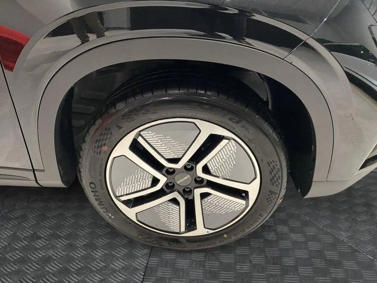 Omoda Omoda 5 EV nuova a Bologna (11)