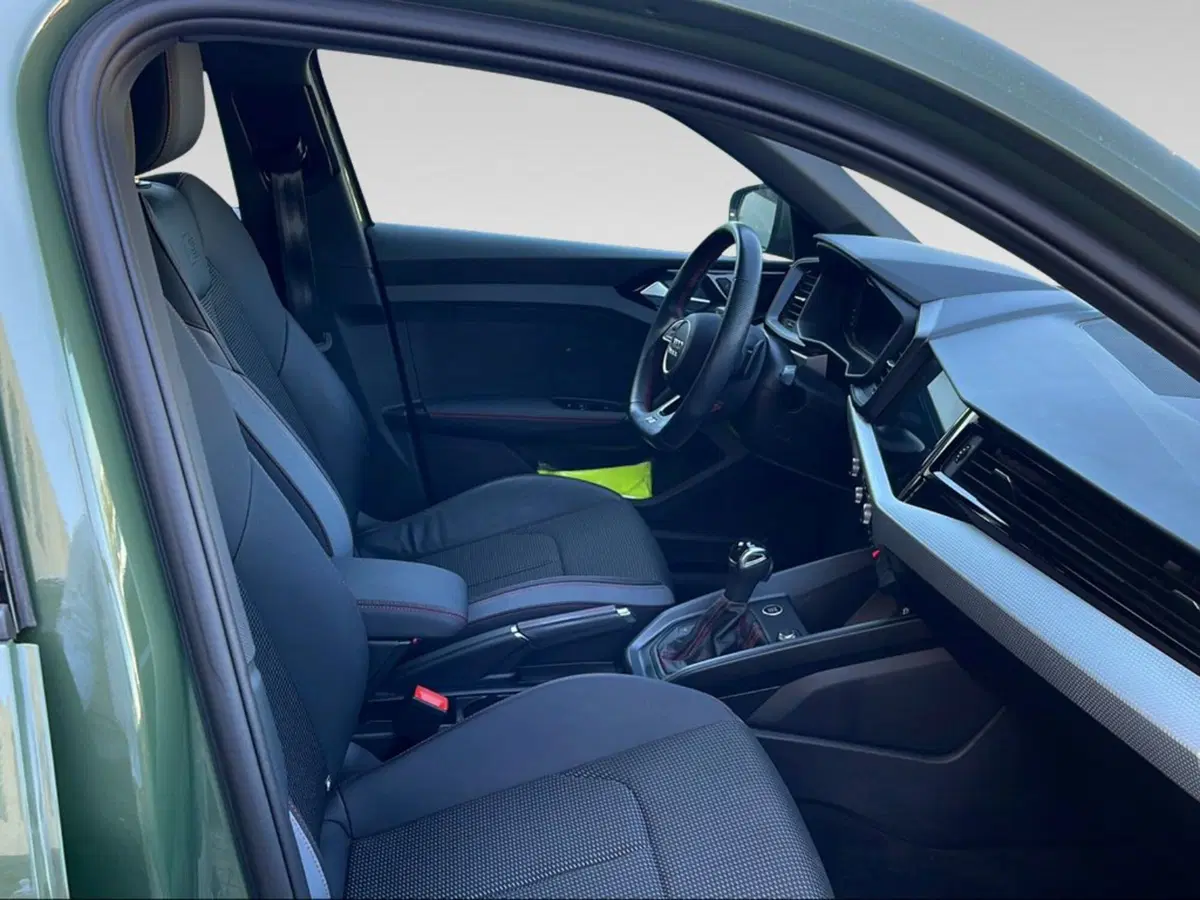 Audi A1 Sportback usata a Livorno (6)