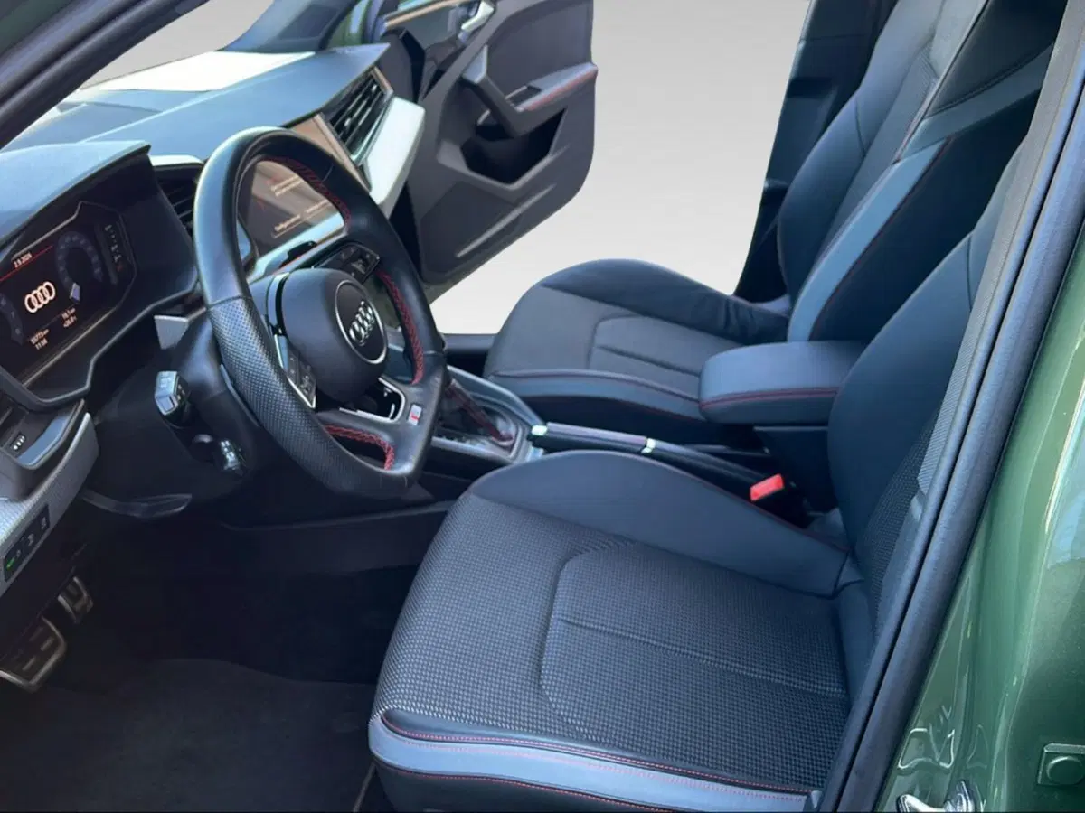 Audi A1 Sportback usata a Livorno (9)