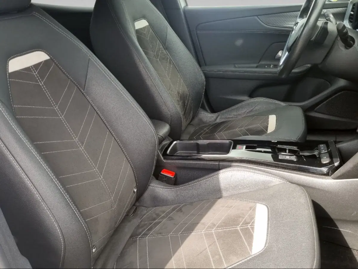 Opel Mokka usata a Pisa (12)